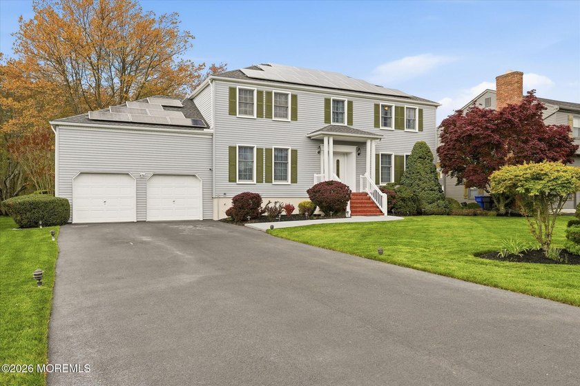 Welcome to Twin Oaks and the highly sought-after Sheila Drive in - photo 5