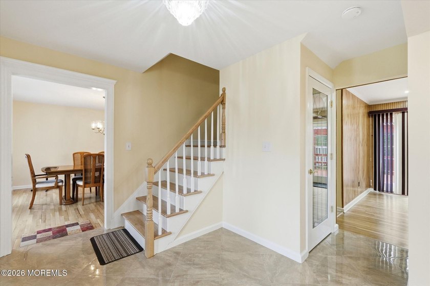Welcome to Twin Oaks and the highly sought-after Sheila Drive in - photo 10