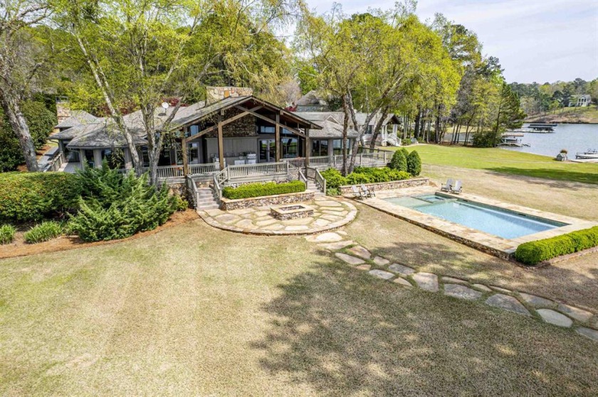 Luxury Lake Living on Lake Oconee - Under Contract SOLD - photo 4