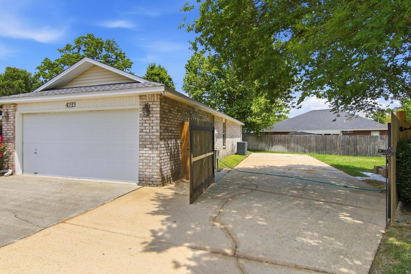 Assumable loan available to VA eligible buyer 4.7% rate.Located - photo 31