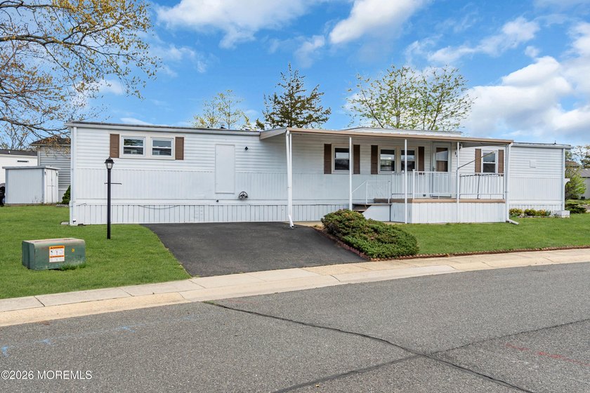 Welcome to Homestead Run! A 55+ community with a salt water pool - photo 23
