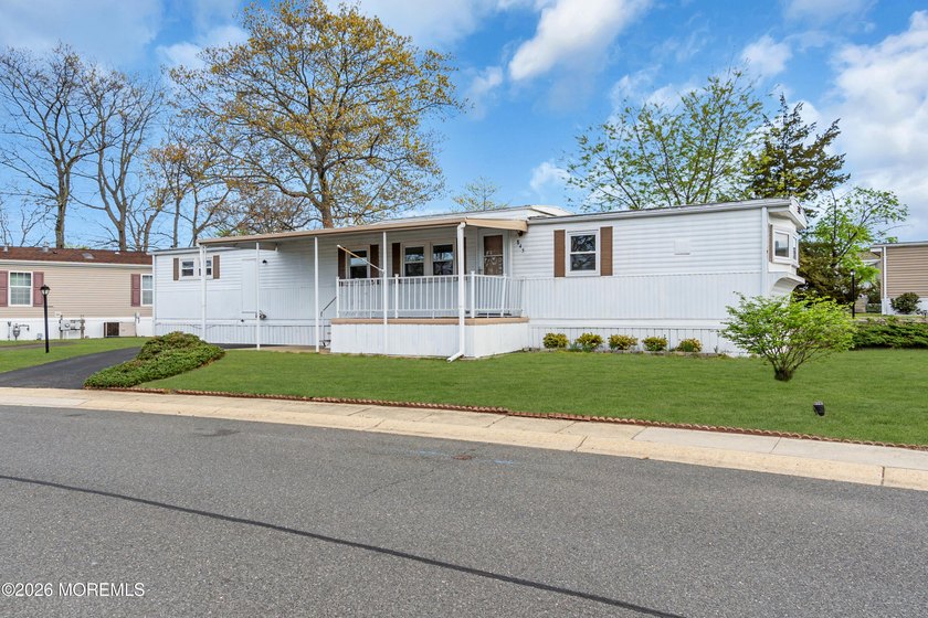 Welcome to Homestead Run! A 55+ community with a salt water pool - photo 25