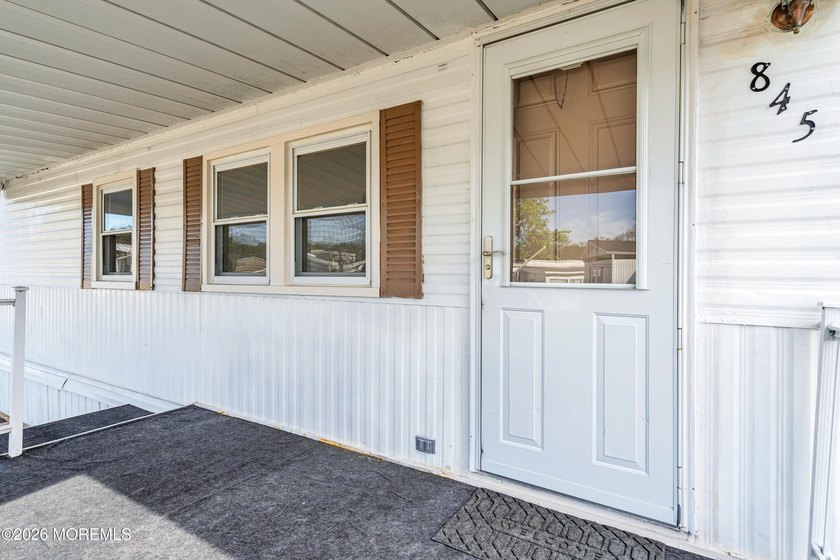 Welcome to Homestead Run! A 55+ community with a salt water pool - photo 26