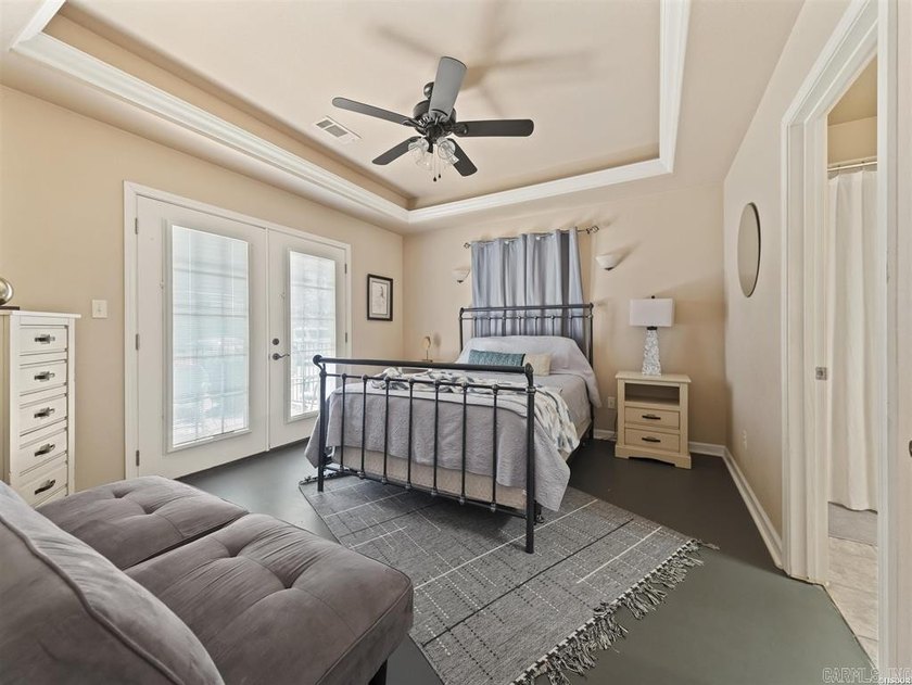 Enjoy easy lake living in this 2-bedroom, 2-bath single-story - photo 29