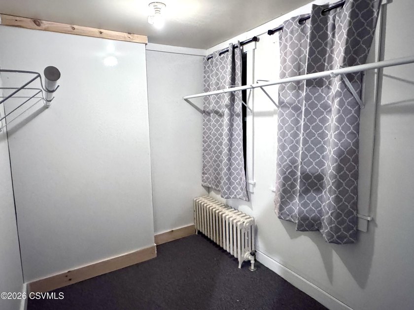 Spacious 4-Bedroom Home in Charming New Berlin!Welcome to this - photo 36