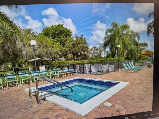Ideal For Investors! tenants in place 1 Bedroom 1 Bathroom and a - photo 26