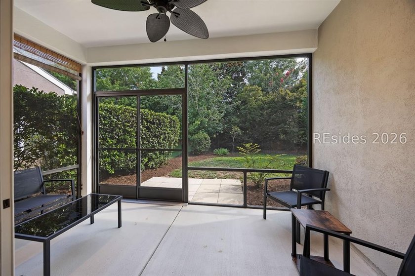 Bright, inviting and move in ready! This pristinely kept - photo 33