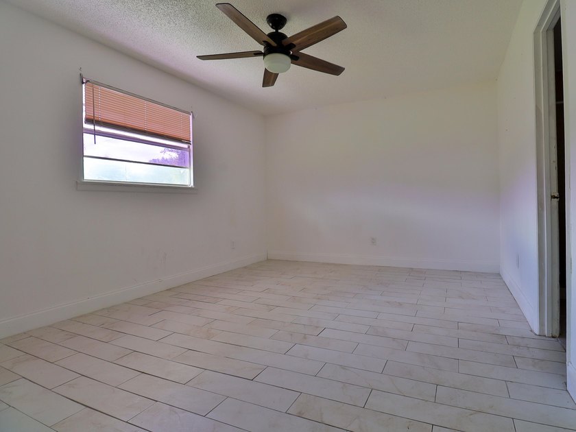 Prime investment opportunity at 3024 W Dixie Blvd, Fort Pierce! - photo 14