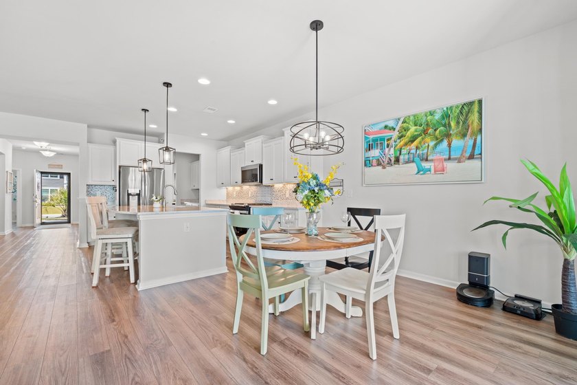 Welcome to 1541 Villena Drive, a beautifully designed home - photo 10