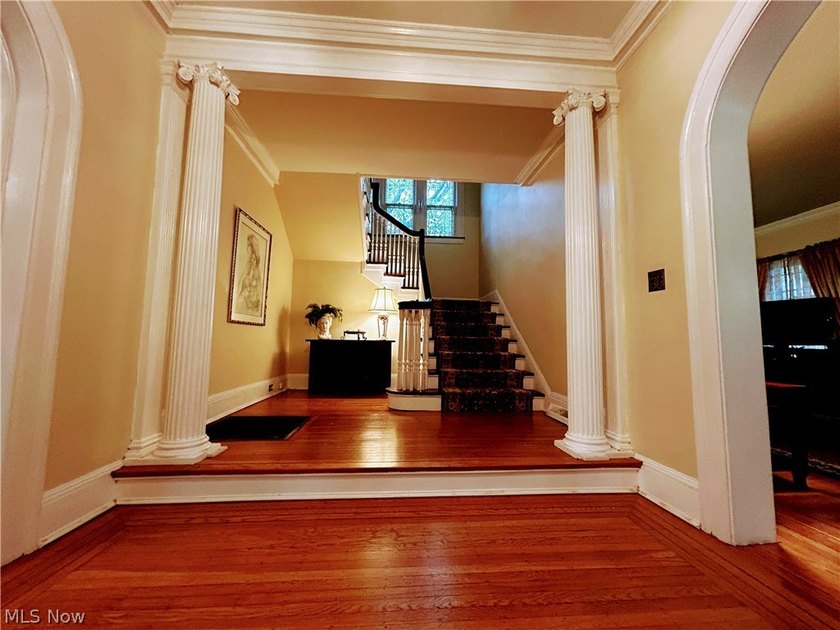 Prepare to be wowed! Homes like this don't come on the market - photo 14