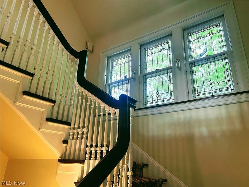 Prepare to be wowed! Homes like this don't come on the market - photo 15