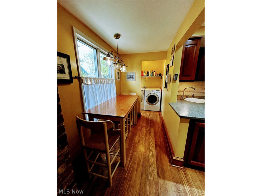 Prepare to be wowed! Homes like this don't come on the market - photo 26
