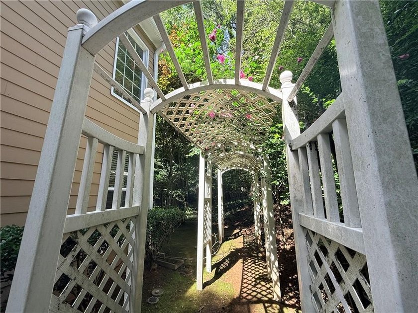 ***MAJOR PRICE IMPROVEMENT!*** Don't miss this incredible - photo 33