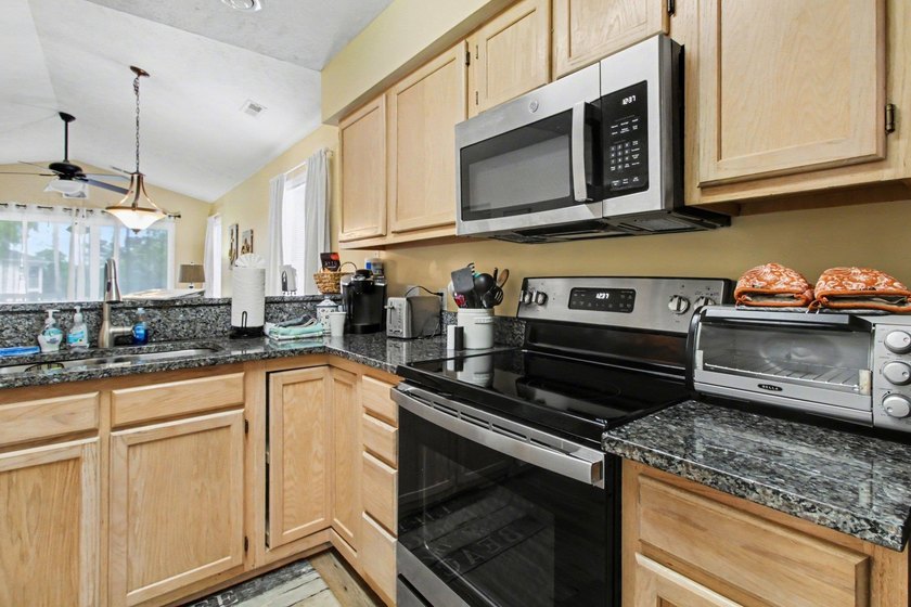Located in the highly sought-after River Oaks community, this - photo 10