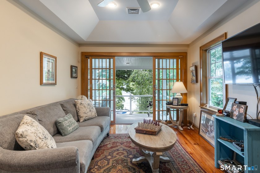 Have you been dreaming of breathtaking lake views and a property - photo 13