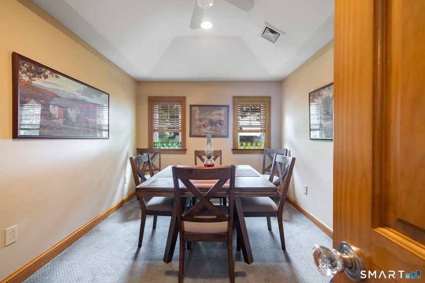 Have you been dreaming of breathtaking lake views and a property - photo 16