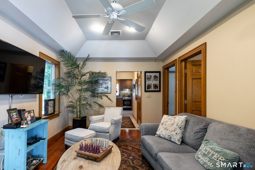 Have you been dreaming of breathtaking lake views and a property - photo 20