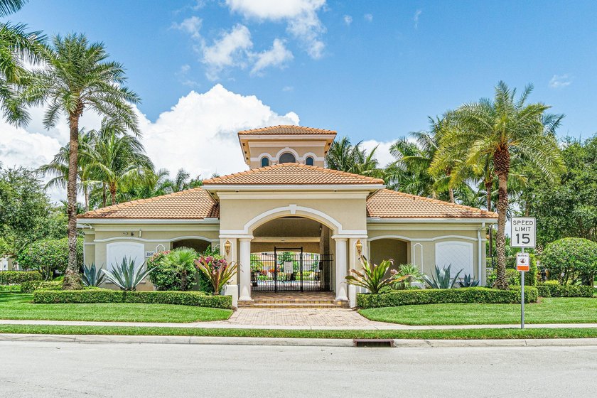 Proudly offered by the original owners, this beautifully - photo 29