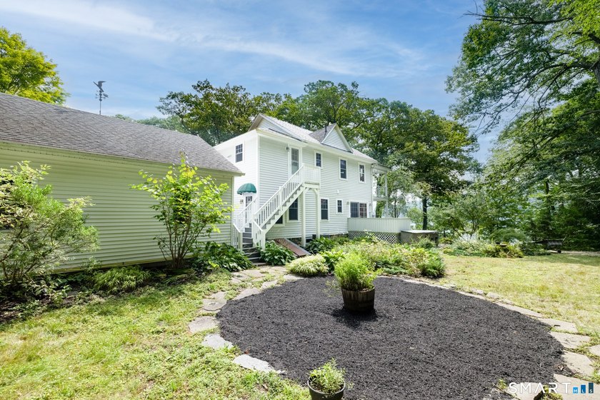 Have you been dreaming of breathtaking lake views and a property - photo 30