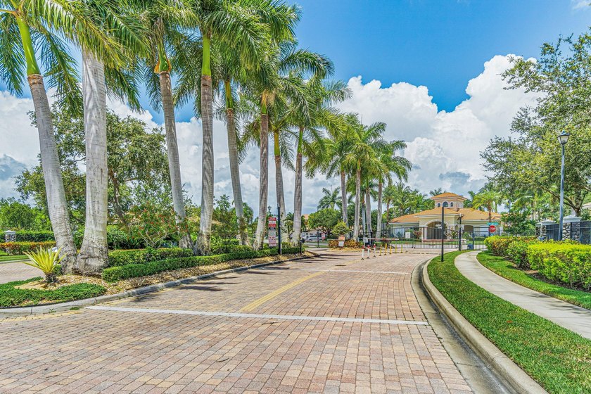 Proudly offered by the original owners, this beautifully - photo 33