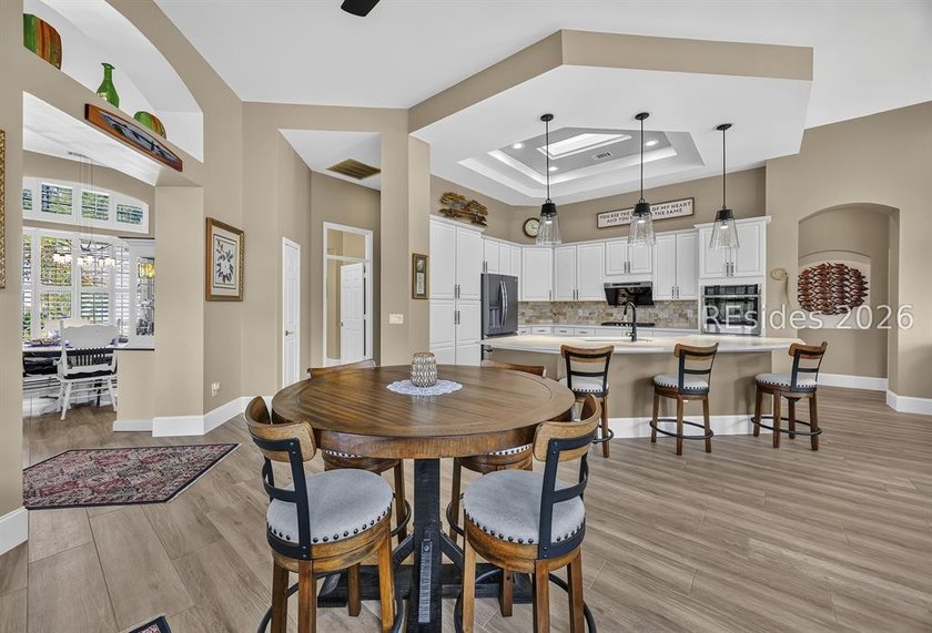 Rare Monroe/Rutledge estate home in very desirable Lake Somerset - photo 17