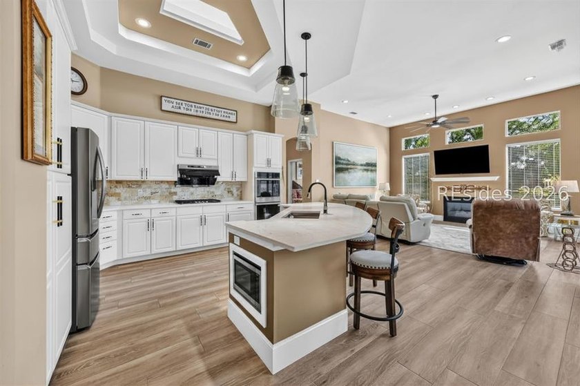 Rare Monroe/Rutledge estate home in very desirable Lake Somerset - photo 18