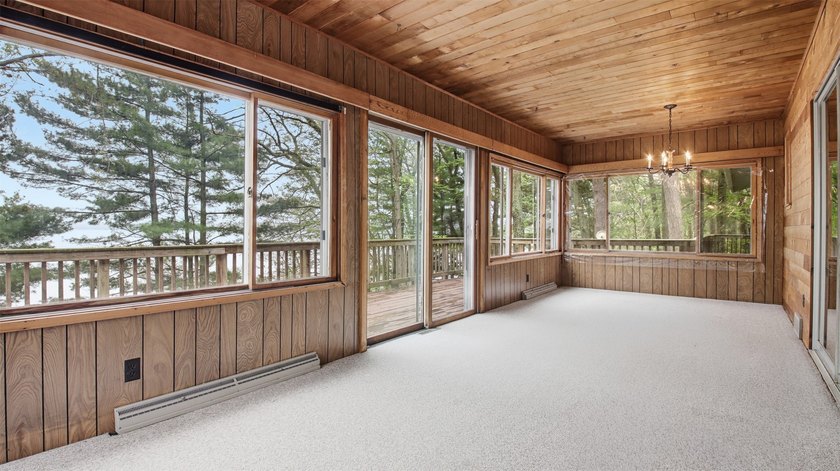 Bring your vision to beautiful Sand Lake. This year-round 4 - photo 32