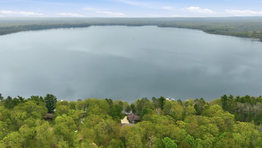Bring your vision to beautiful Sand Lake. This year-round 4 - photo 47