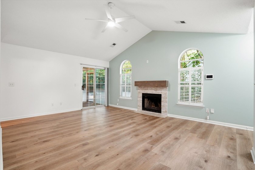 ASSUMABLE 2.99% VA LOAN! Tucked away on a cul-de-sac in - photo 3