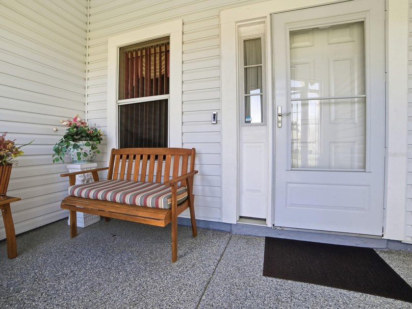Welcome to your tranquil retreat just minutes from the vibrant - photo 2