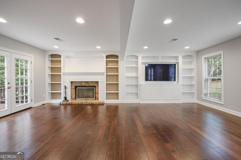 Welcome home to 525 Cranberry Place, where charming curb appeal - photo 6