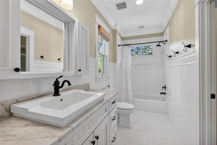 Nestled in the neighborhood of Village Oaks, this beautifully - photo 29