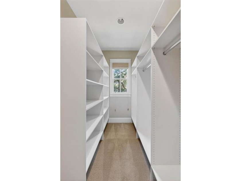 Nestled in the neighborhood of Village Oaks, this beautifully - photo 30