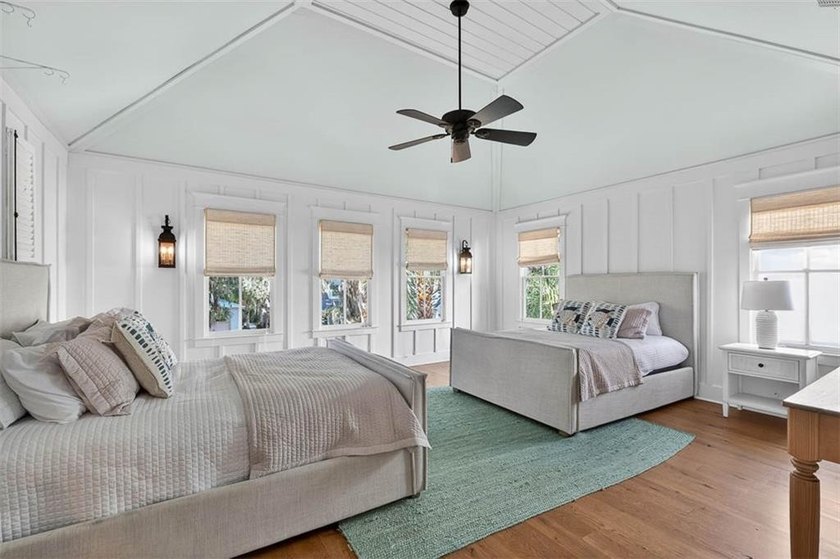 Nestled in the neighborhood of Village Oaks, this beautifully - photo 34