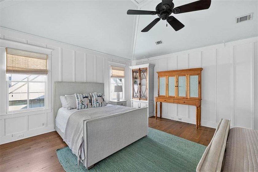 Nestled in the neighborhood of Village Oaks, this beautifully - photo 36