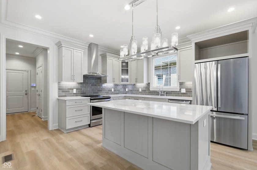Welcome to an extraordinary opportunity to own a never-lived-in - photo 9