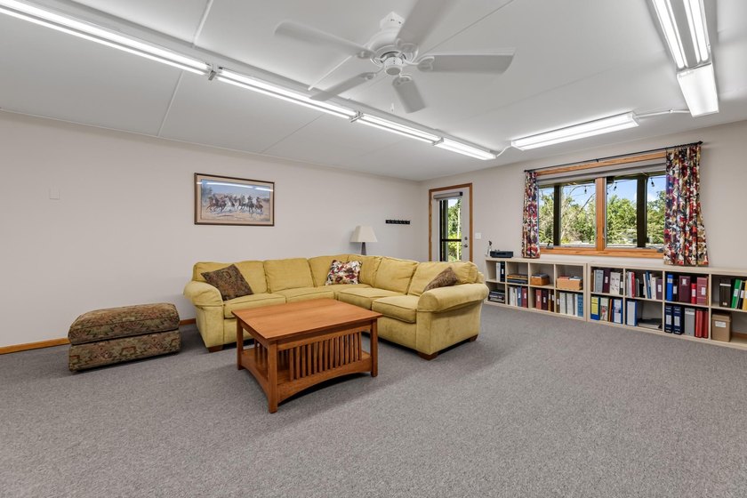 Meticulous and beautifully cared for! 329 2nd street is set and - photo 18