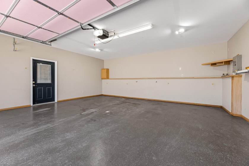 Meticulous and beautifully cared for! 329 2nd street is set and - photo 29