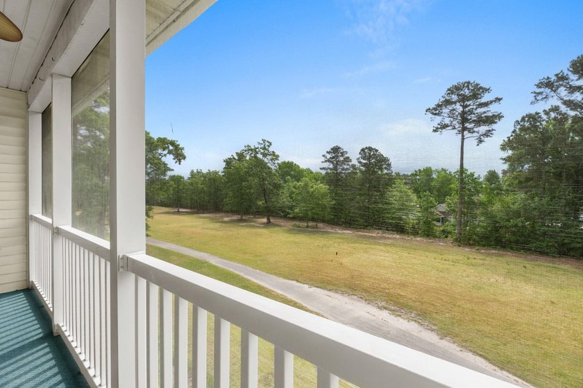 Welcome to your perfect coastal retreat! This beautifully - photo 33