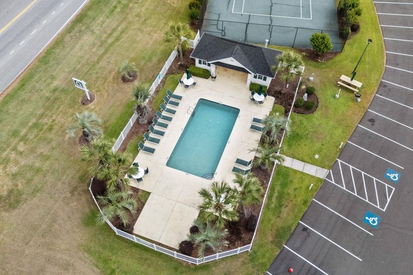 Welcome to your perfect coastal retreat! This beautifully - photo 56