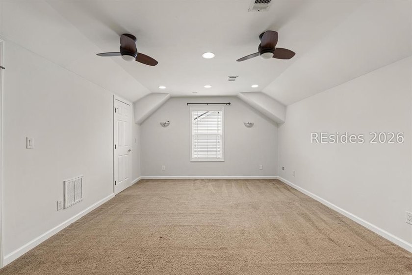 Located in the heart of Bluffton, this beautifully maintained - photo 20