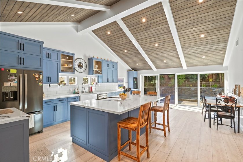Imagine coming home to your own private retreat in West - photo 4