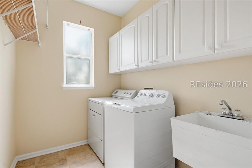 Pristine Single-Story Living on a Quiet Cul-de-Sac in Sun City! - photo 22