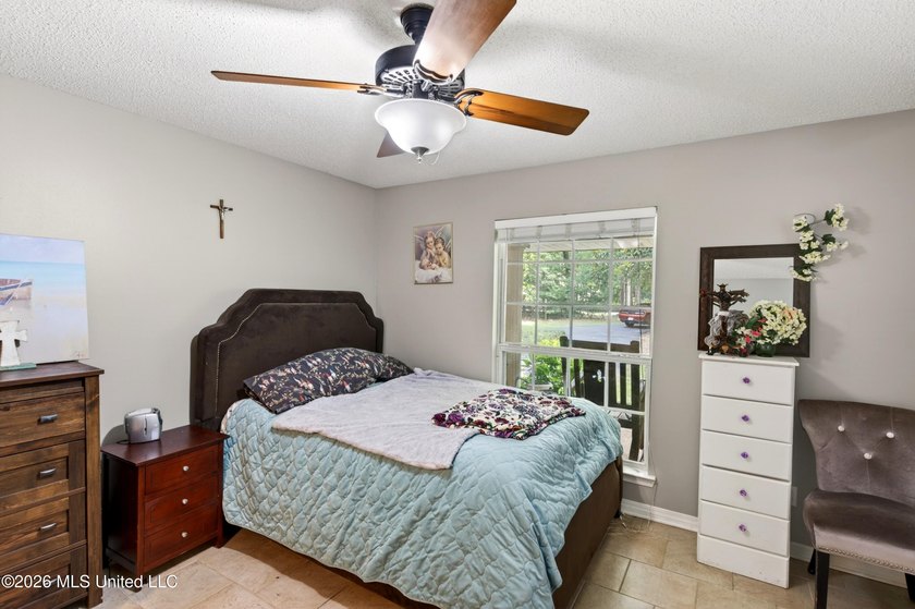 Discover the perfect blend of comfort, space, and functionality - photo 14
