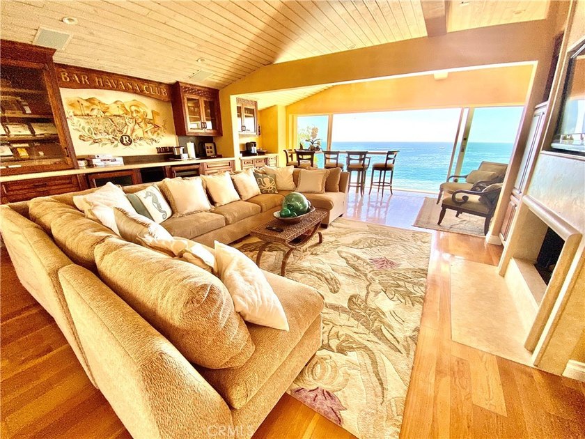 Turn-Key! Spectacular Ocean Front home overlooking Crescent Bay - photo 8