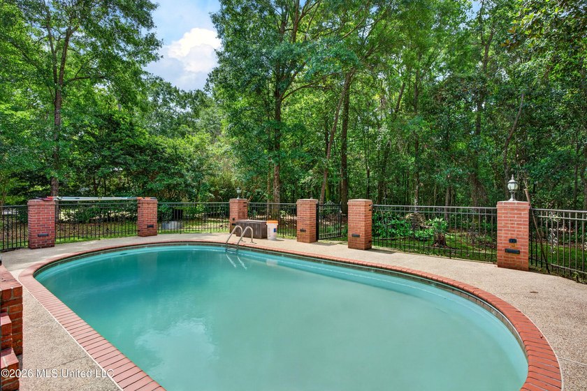 Discover the perfect blend of comfort, space, and functionality - photo 23