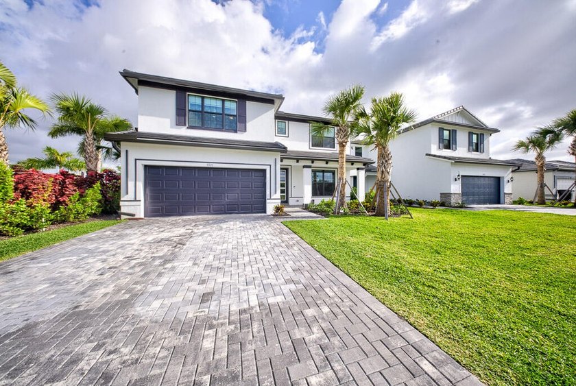 Welcome to Hendrix Reserve, DiVosta's and Pulte's BRAND NEW - photo 4