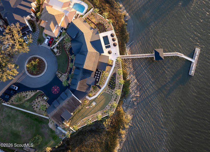 Welcome to 316 Yacht Club, one of the most extraordinary - photo 48