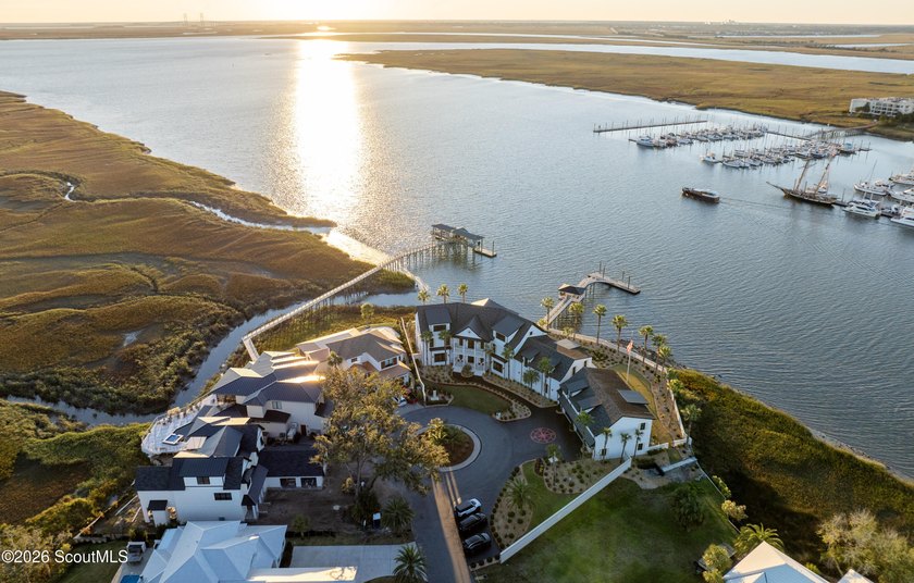 Welcome to 316 Yacht Club, one of the most extraordinary - photo 49