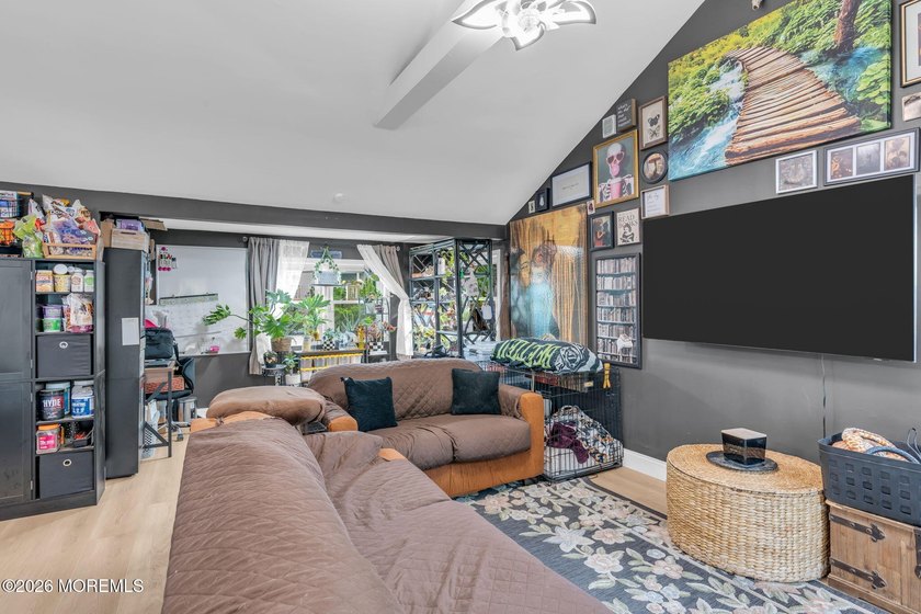 Welcome home to this charming 2-bedroom, 1-bath ranch in the - photo 12